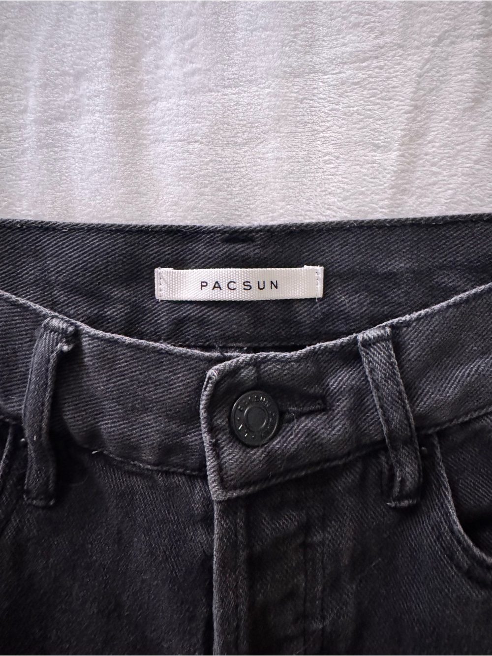 PacSun Black Distressed High Rise Straight Leg Ripped Jeans - Picture 3 of 6